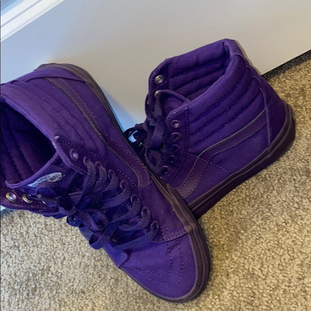 ALL PURPLE VANS !!!